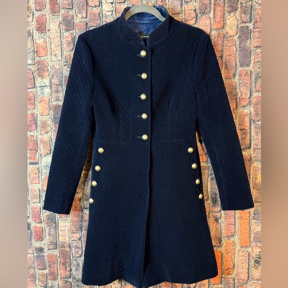 Luxury Blue Sky Butterfly Quilted Navy Velour Jacket With Gold Buttons Sz Large - Picture 3 of 5